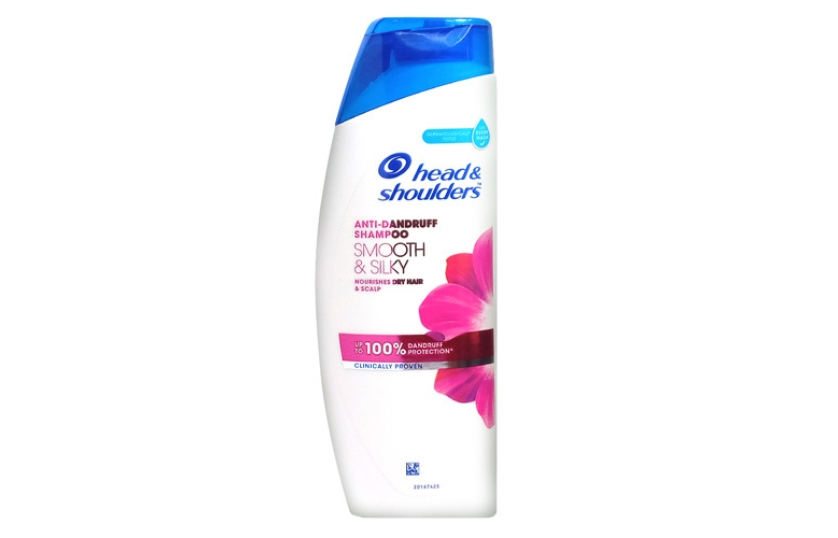 HEAD & SHOULDERS SMOOTH & SILKY ANTI-DANDRUFF SHAMPOO 180ML